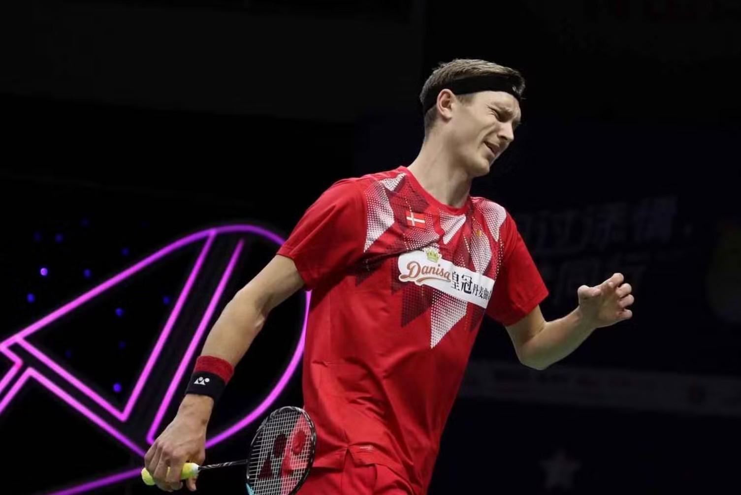 世界杯官方客户端-安赛龙医生：他背伤复发情况严重，复出机会渺茫