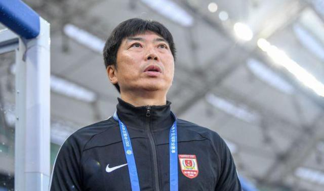 世界杯官方客户端-陈洋：猜到会包夹塞尔吉尼奥 要给队员执行力点赞