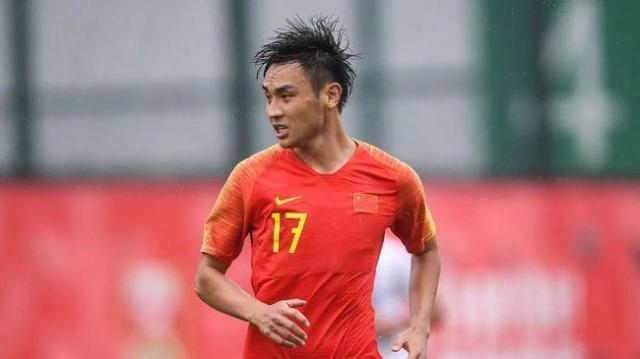 世界杯最新版-从年少成名到大器晚成 “初哥”吴兴涵两度策动破门